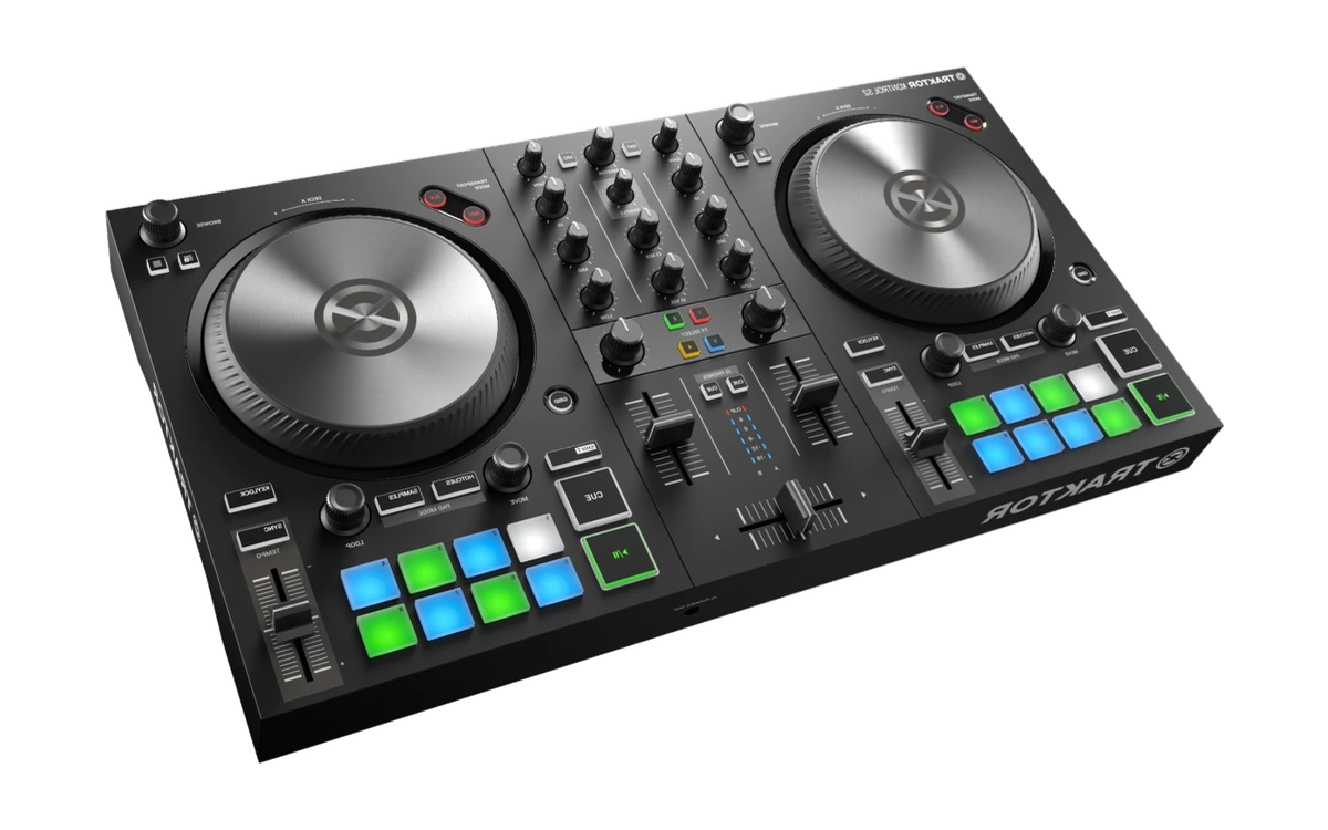 Native Instruments Traktor Kontrol S2 MK3