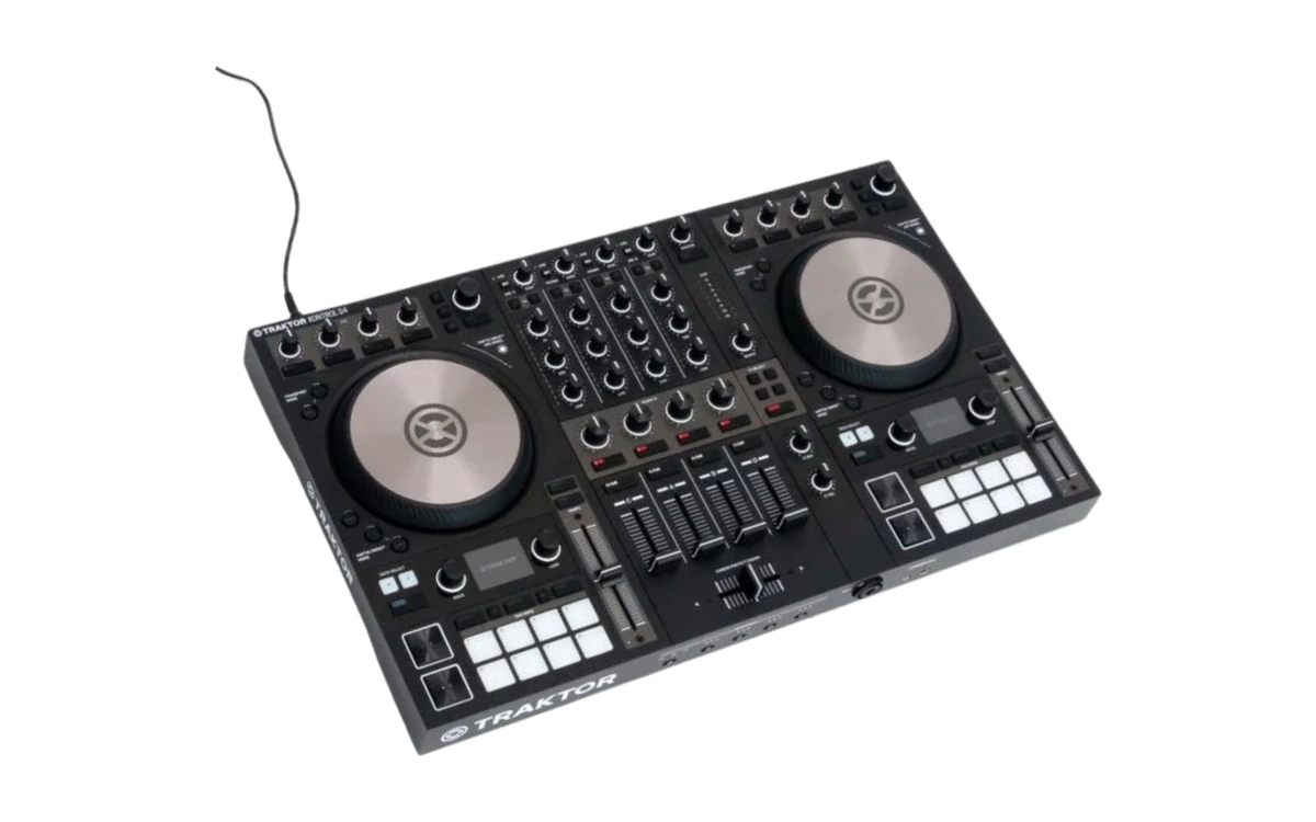 Native Instruments Traktor Kontrol S4 MK3