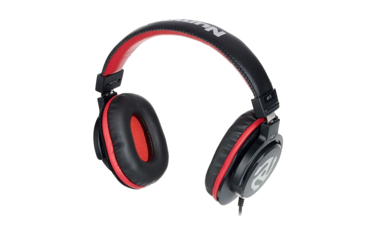 Numark HF175